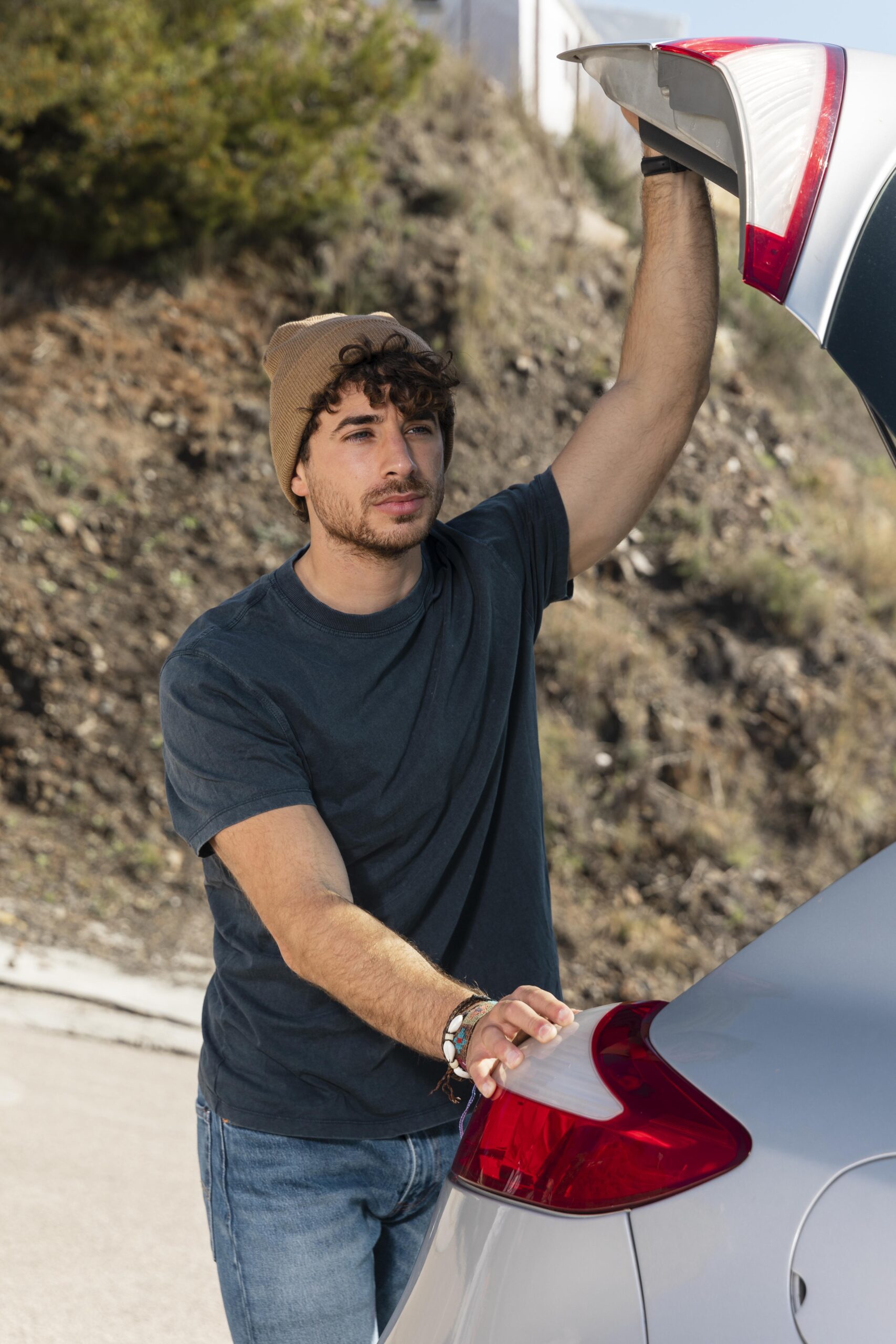medium-shot-young-man-outdoors